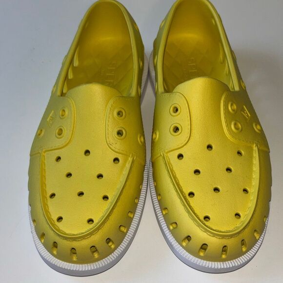 New Unisex Sperry Top Sider Float Boat yellow shoe deck W 7.5 - Picture 2 of 7